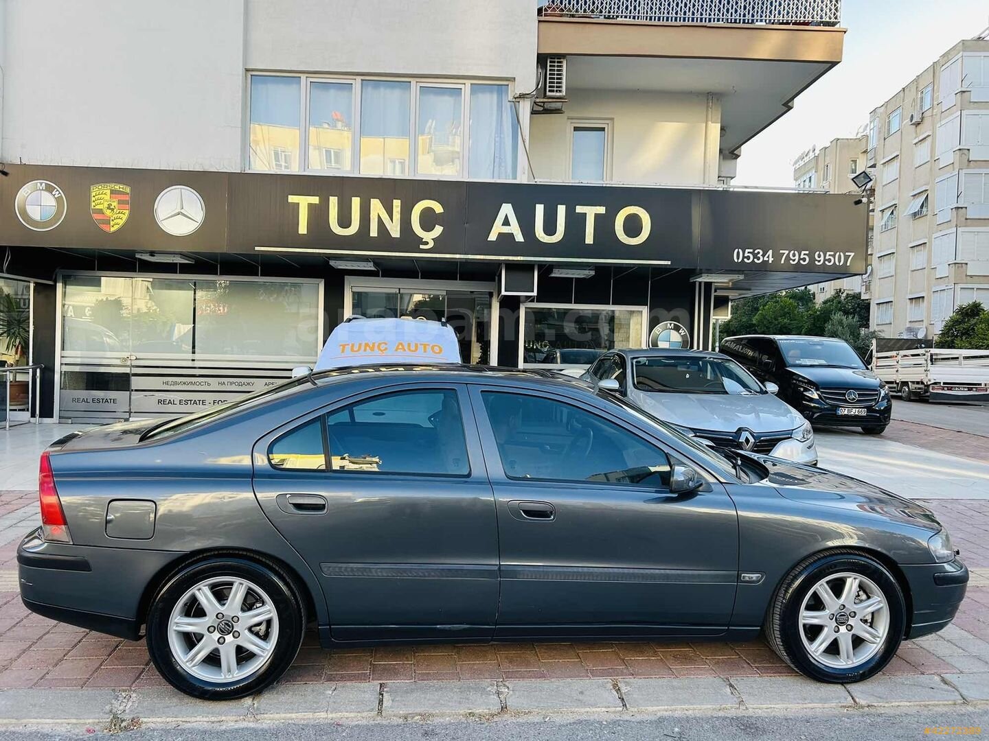 Galeriden Volvo S60 2.0 T 2004 Model Antalya 328.000 km Füme 2