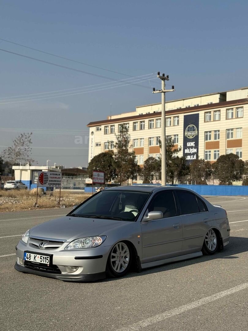 Sahibinden Honda Civic 1.6i VTEC ES 2005 Model Şanlıurfa 340.000 km Gri 2