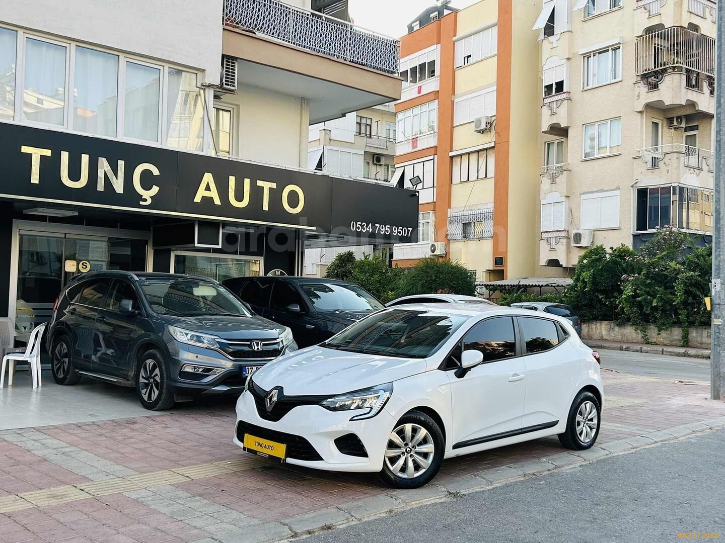 Galeriden Renault Clio 1.0 TCe Joy 2021 Model Antalya 166.000 km Beyaz 6