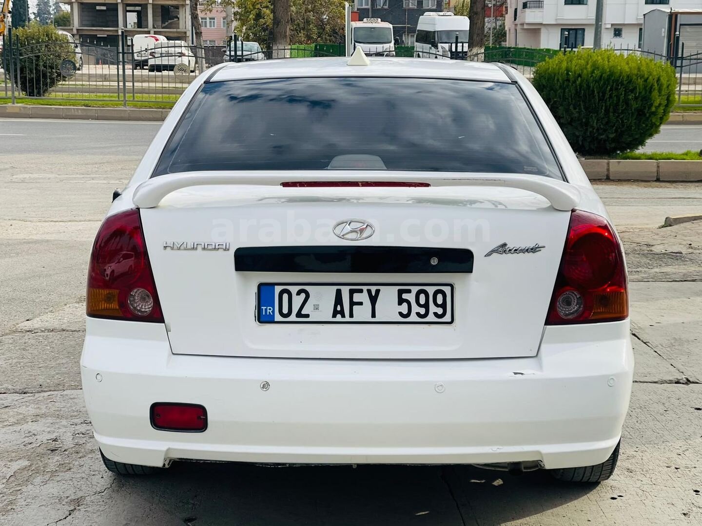 Sahibinden Hyundai Accent 1.3 Admire 2006 Model Adıyaman 298.000 km Beyaz 5