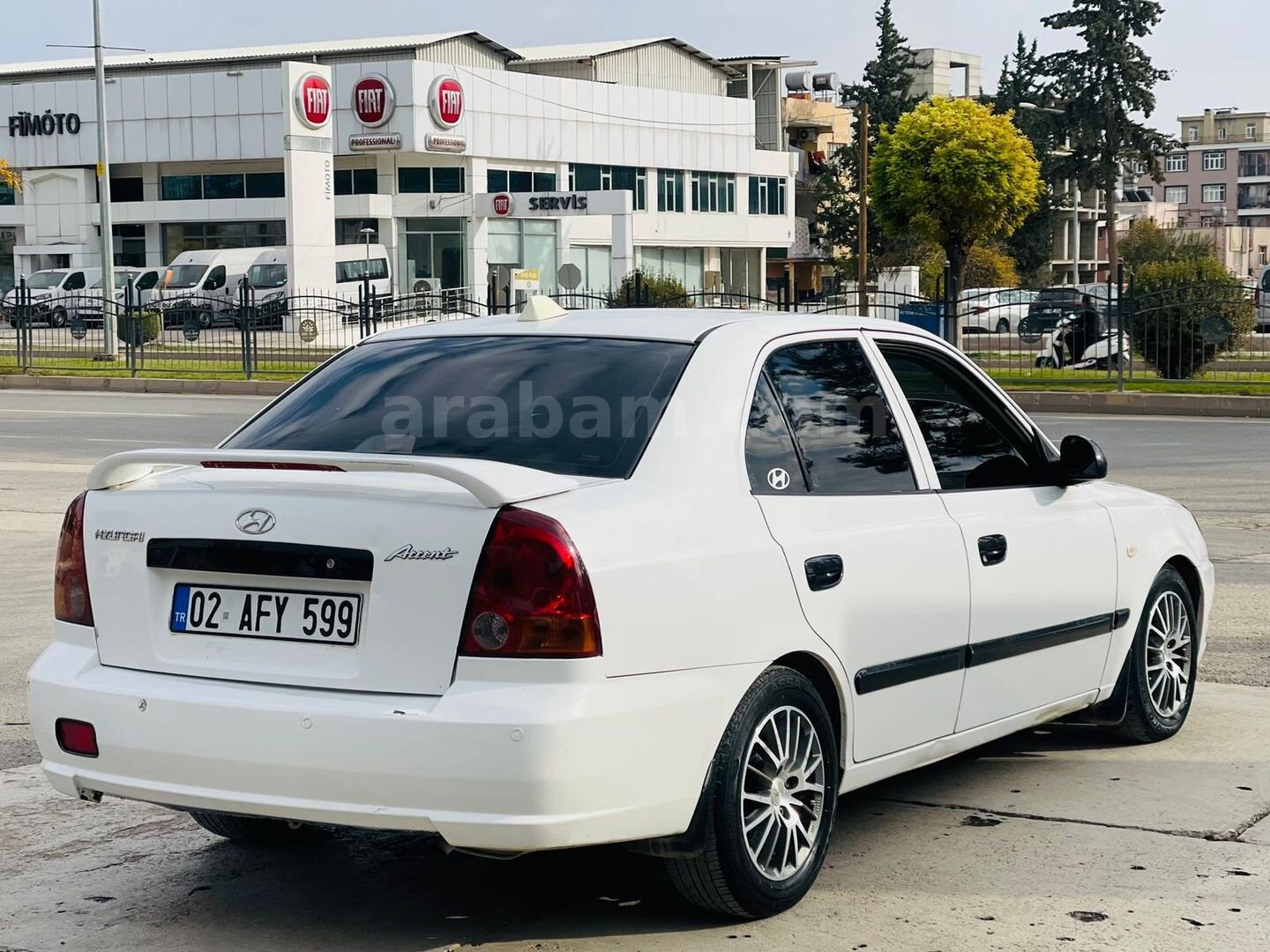 Sahibinden Hyundai Accent 1.3 Admire 2006 Model Adıyaman 298.000 km Beyaz 6