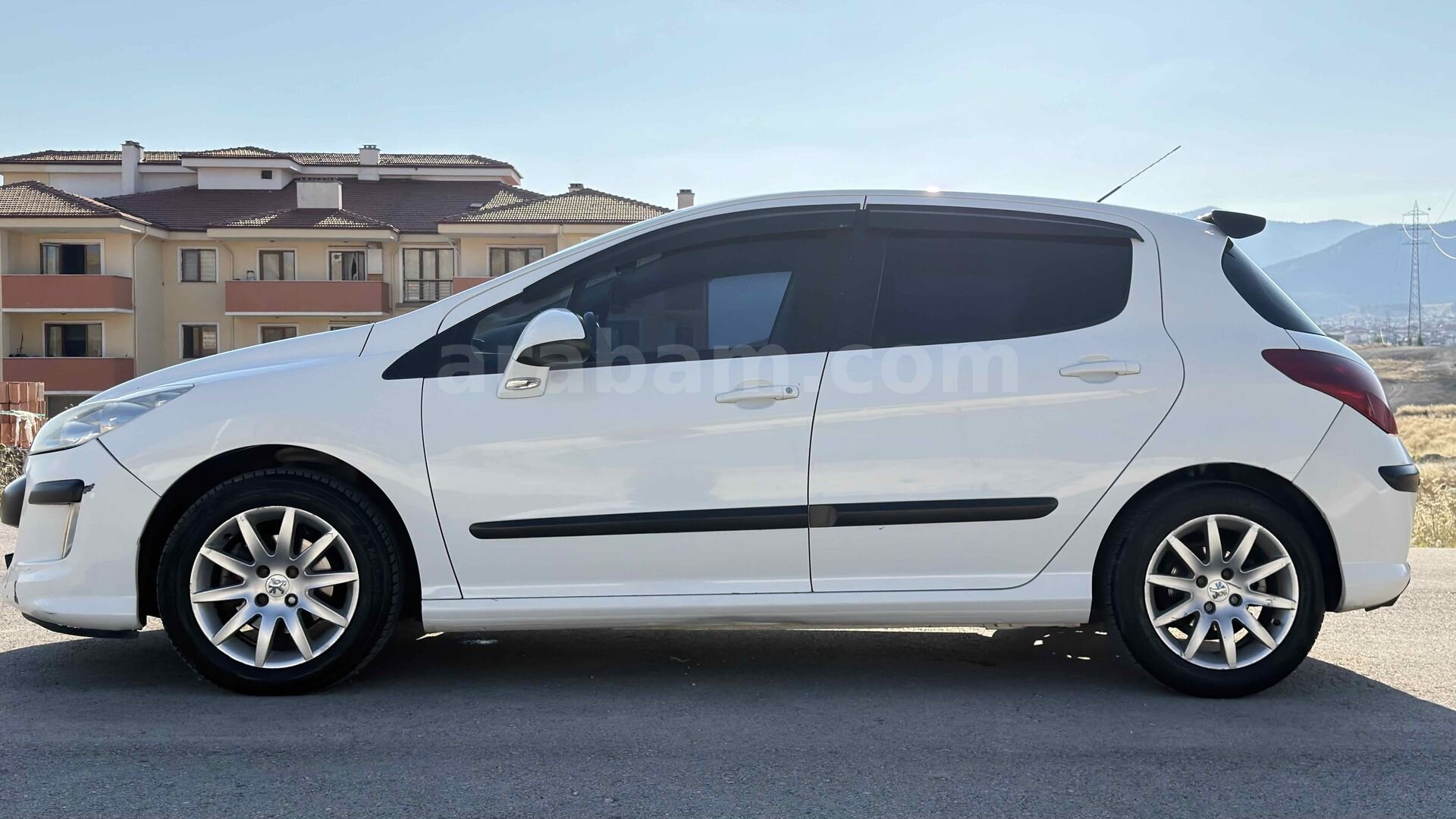 Sahibinden Peugeot 308 1.6 HDi Comfort Pack 2011 Model Karabük 232.900 km Beyaz 3