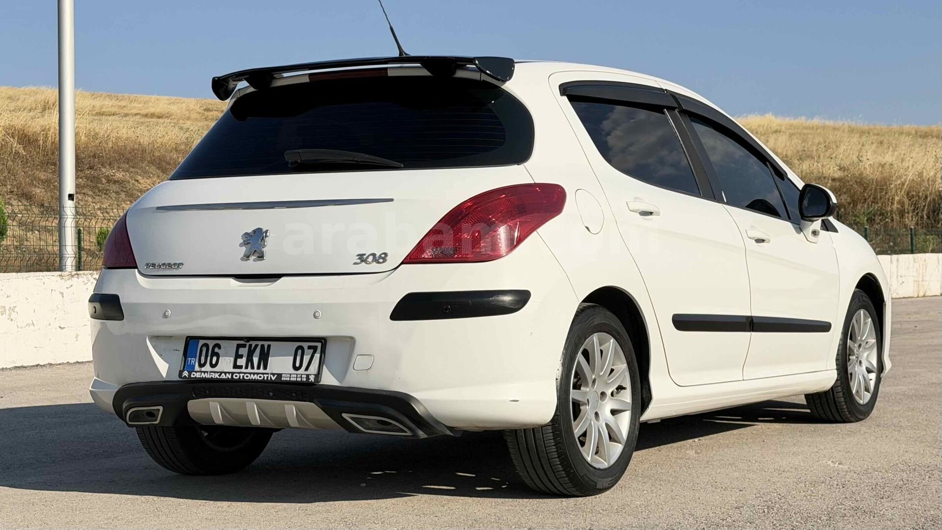 Sahibinden Peugeot 308 1.6 HDi Comfort Pack 2011 Model Karabük 232.900 km Beyaz 6