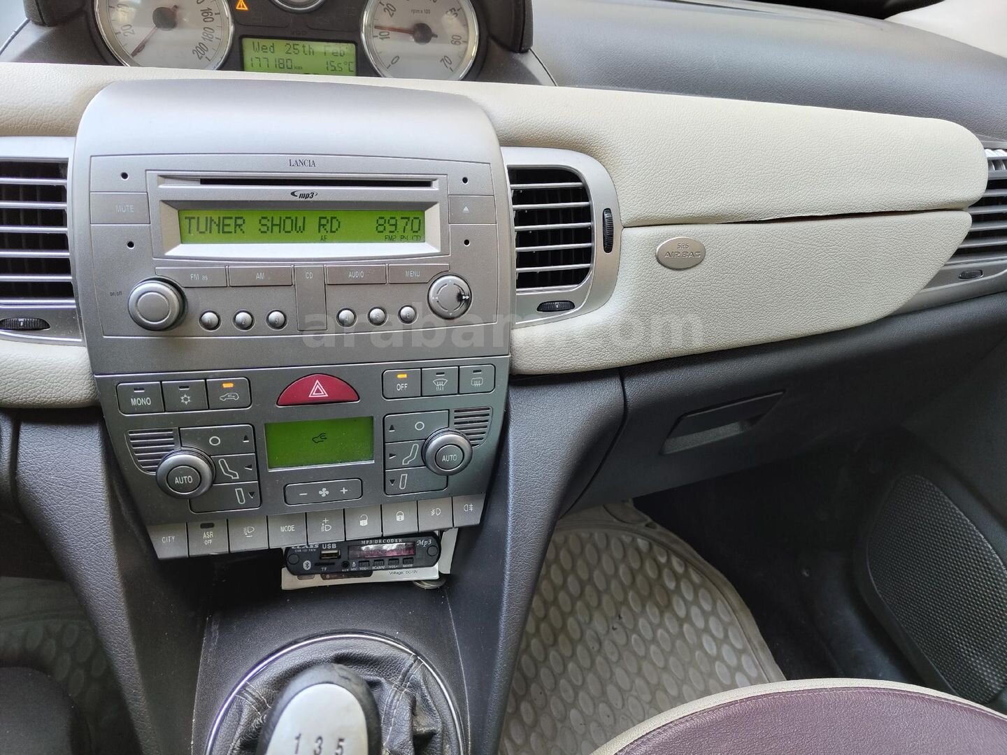 Sahibinden Lancia Ypsilon 1.4 2008 Model Antalya 179.000 km Diğer 5
