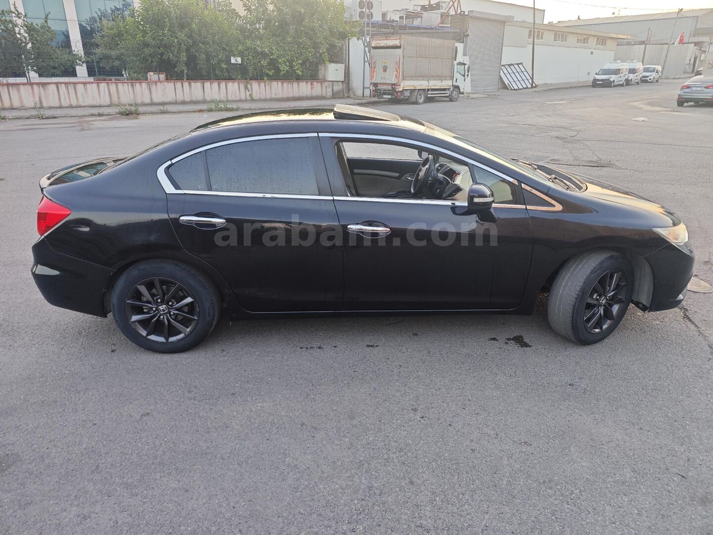Sahibinden Honda Civic 1.6i VTEC Eco Elegance 2012 Model İstanbul 205.000 km Siyah 5
