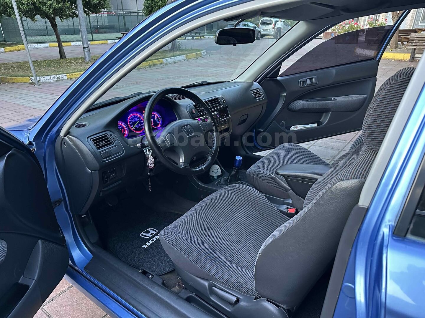 Sahibinden Honda Civic 1.4 i S 1998 Model İstanbul 296.600 km Mavi 7