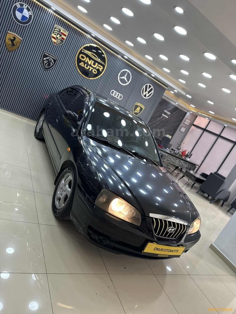 Galeriden Hyundai Elantra 1.6 GLS 2004 Model Hatay 330.000 km Siyah 3