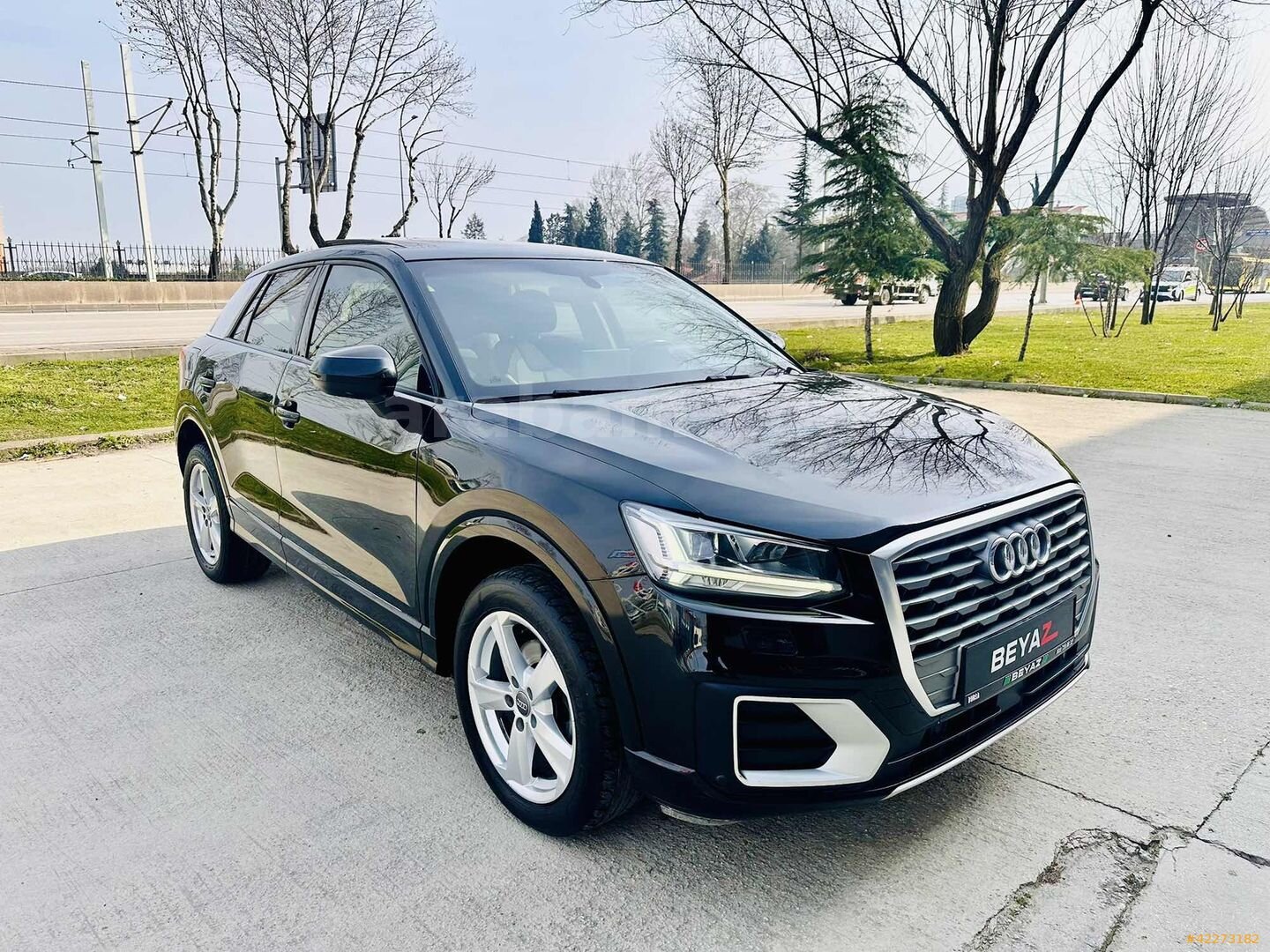 Galeriden Audi Q2 30 TDI Sport 2020 Model Bursa 95.000 km Siyah 3
