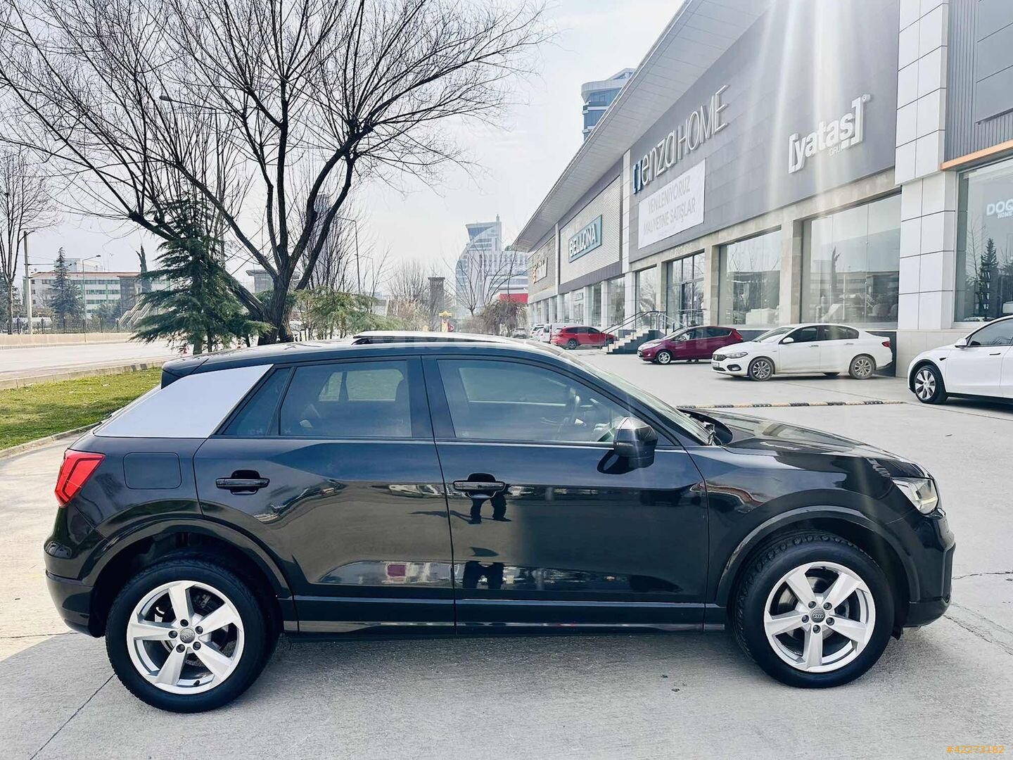 Galeriden Audi Q2 30 TDI Sport 2020 Model Bursa 95.000 km Siyah 4