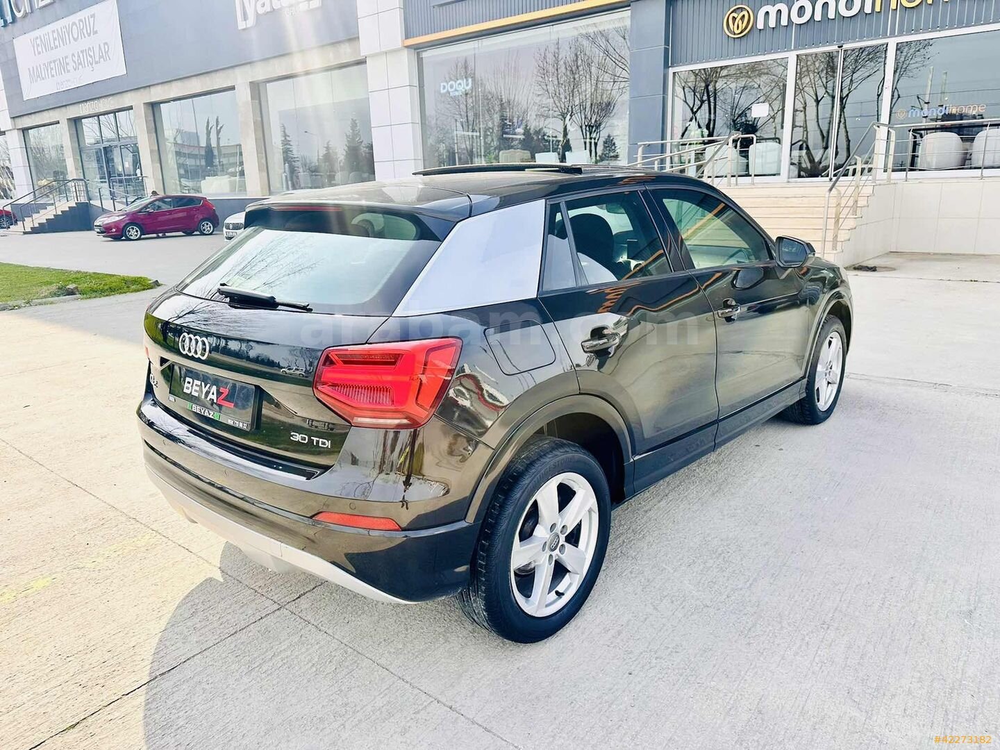 Galeriden Audi Q2 30 TDI Sport 2020 Model Bursa 95.000 km Siyah 6