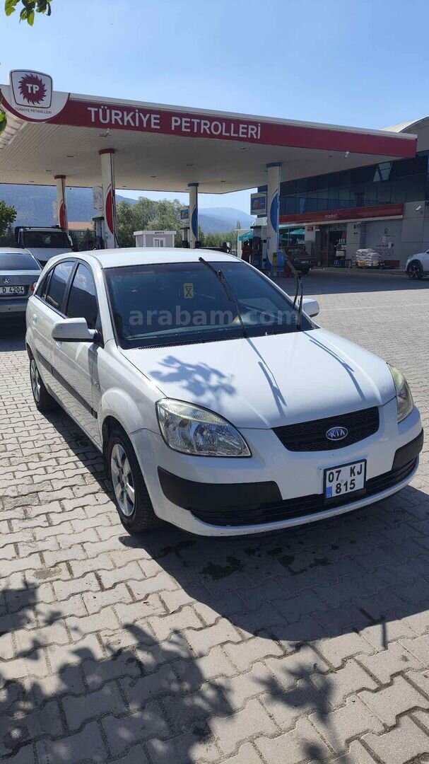 Sahibinden Kia Rio 1.5 CRDi EX Comfort 2006 Model Konya 204.000 km Beyaz 2