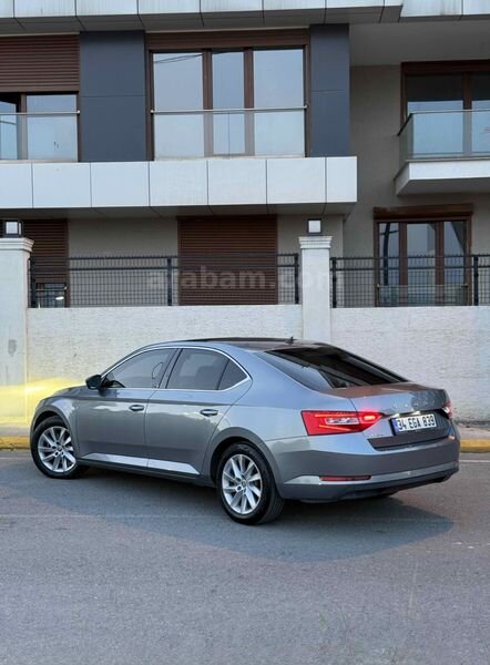 Sahibinden Skoda SuperB 1.5 TSI Elite 2021 Model İstanbul 106.000 km Gri (Gümüş)