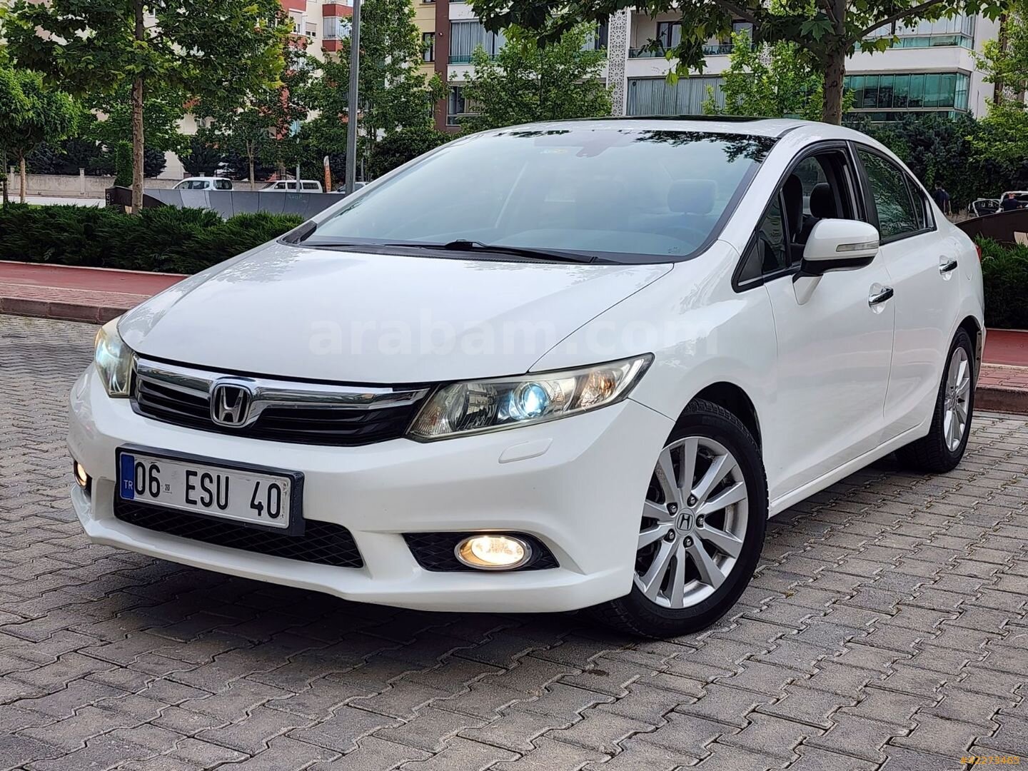 Galeriden Honda Civic 1.6i VTEC Elegance 2012 Model Konya 190.000 km Beyaz 1