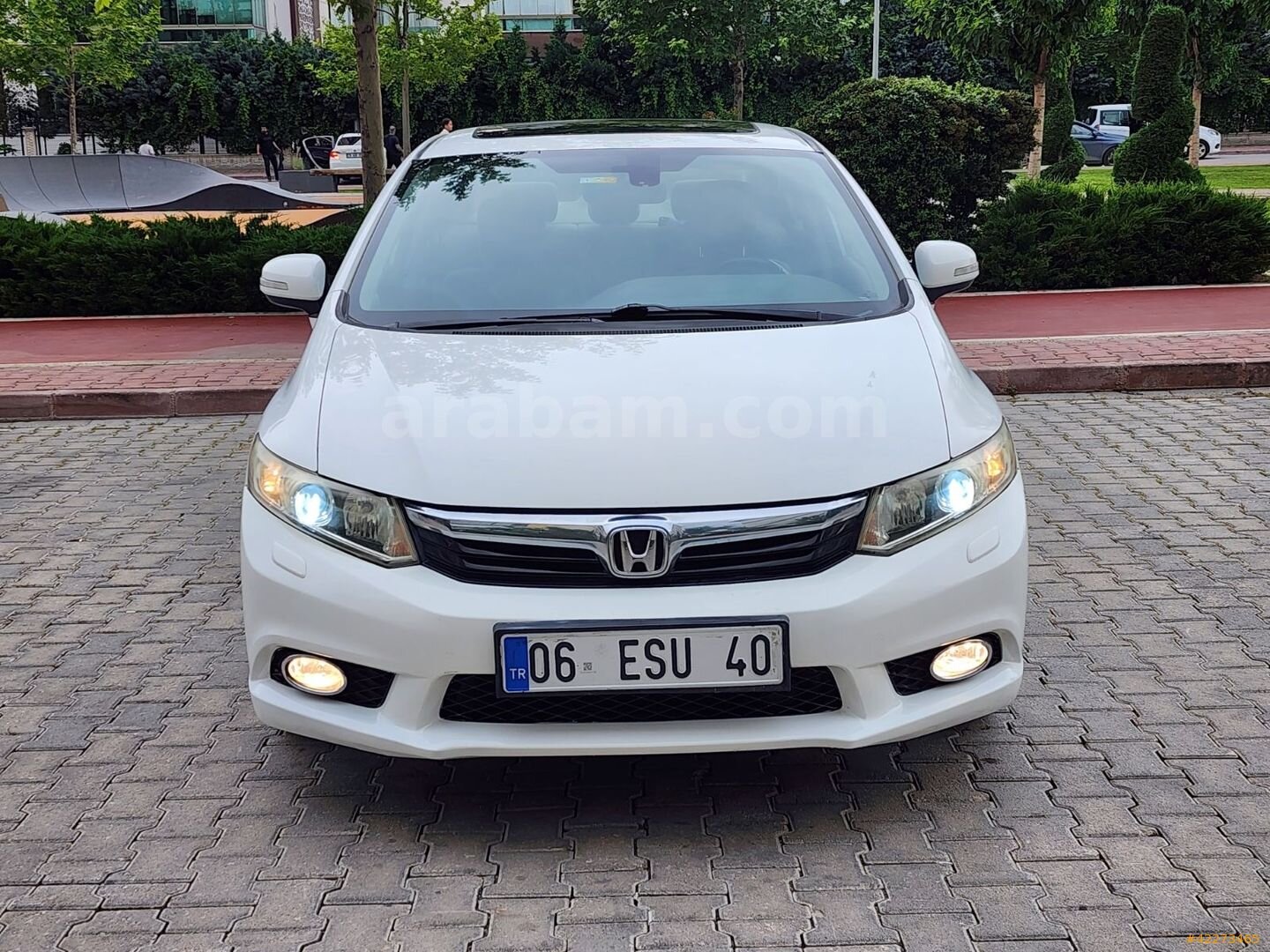 Galeriden Honda Civic 1.6i VTEC Elegance 2012 Model Konya 190.000 km Beyaz 5