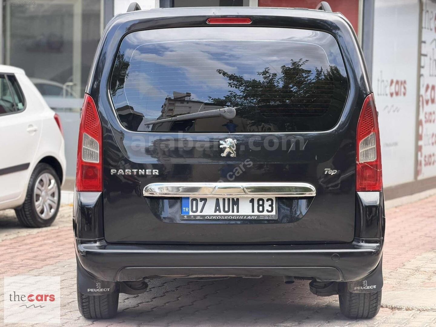 Galeriden Peugeot Partner 1.6 HDI Premium 2011 Model Antalya 280.000 km Siyah 4