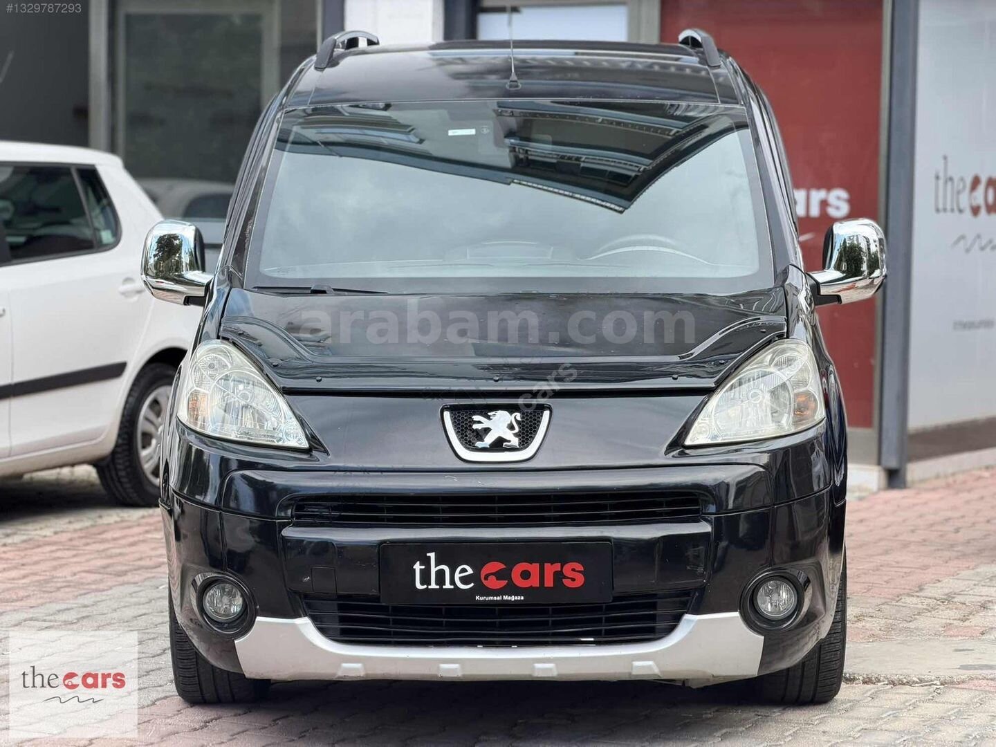Galeriden Peugeot Partner 1.6 HDI Premium 2011 Model Antalya 280.000 km Siyah 2