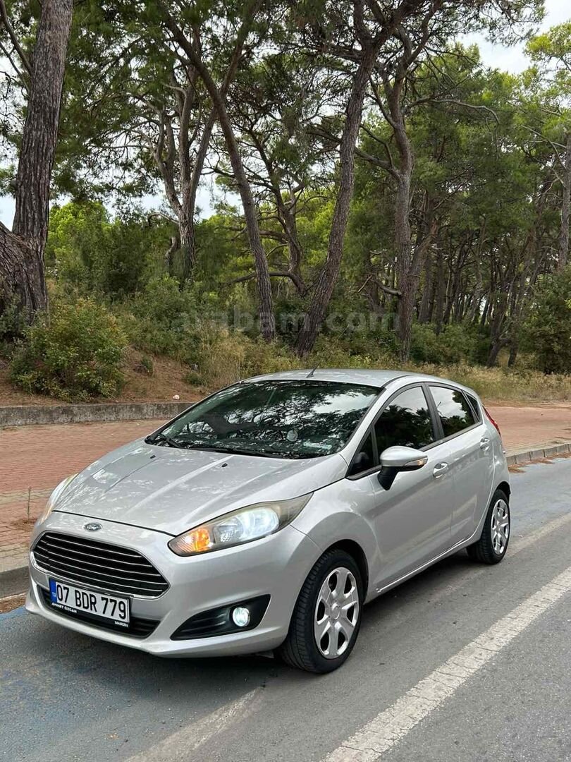 Sahibinden Ford Fiesta 1.5 TDCi Trend 2013 Model Antalya 285.000 km Gri 5