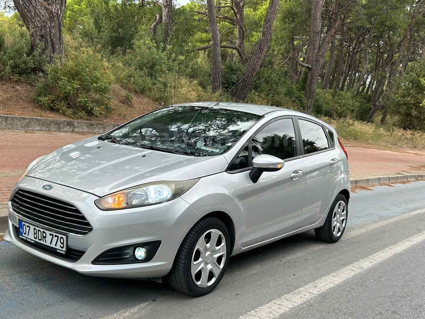 Sahibinden Ford Fiesta 1.5 TDCi Trend 2013 Model Antalya 285.000 km Gri 1