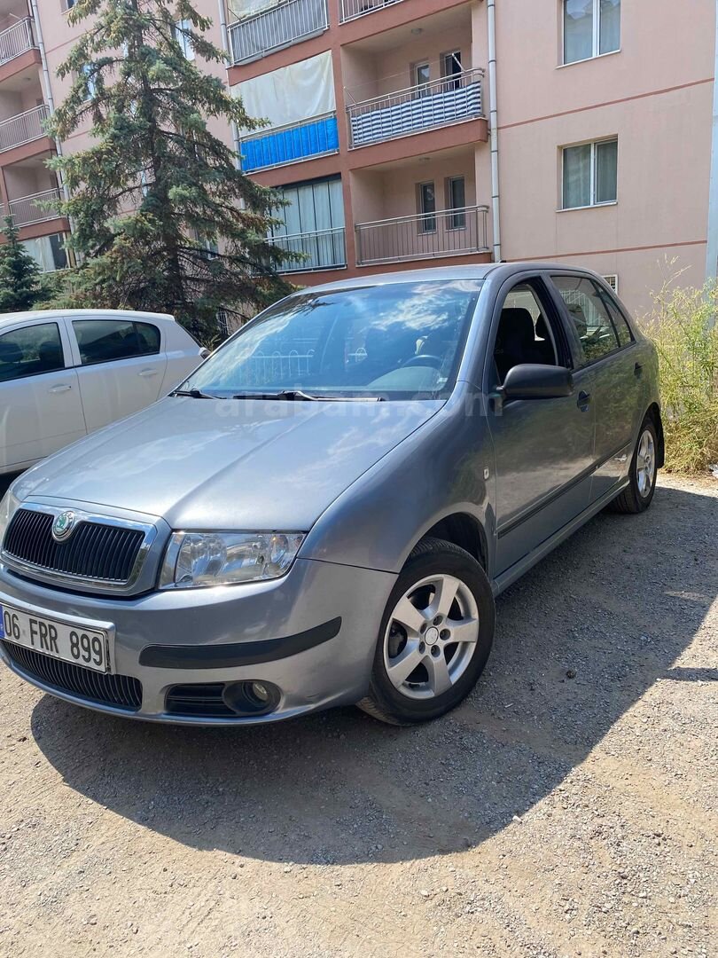 Sahibinden Skoda Fabia 1.4 Classic 2005 Model Ankara 393.000 km Gri 1