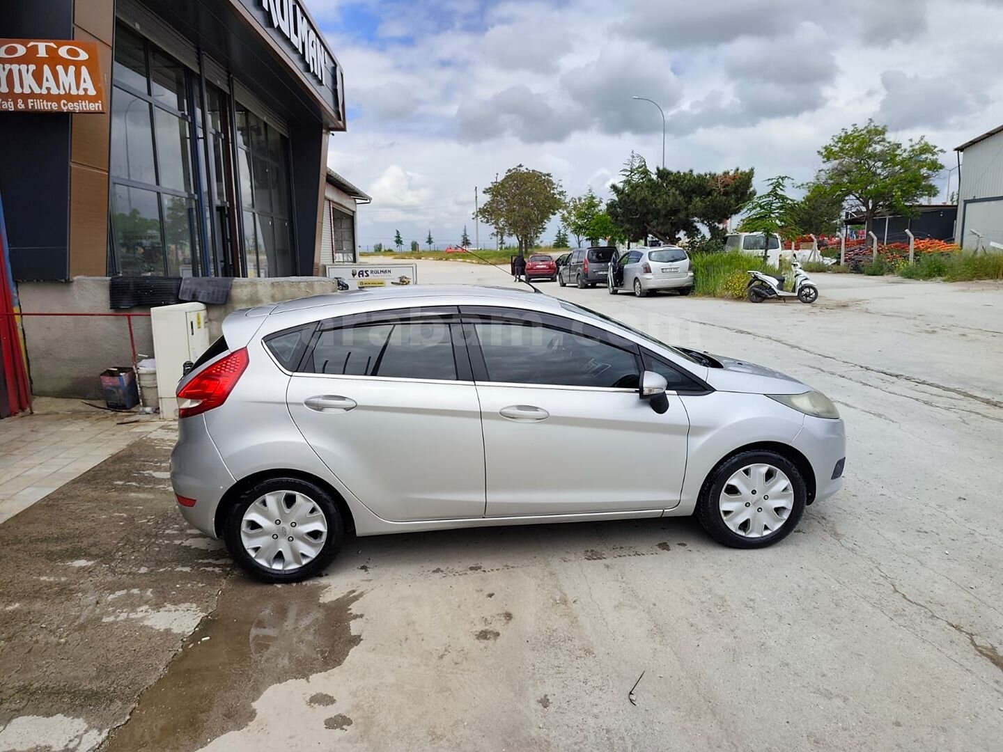 Sahibinden Ford Fiesta 1.4 TDCi Trend 2012 Model Muğla 205.000 km Gri (Gümüş) 4
