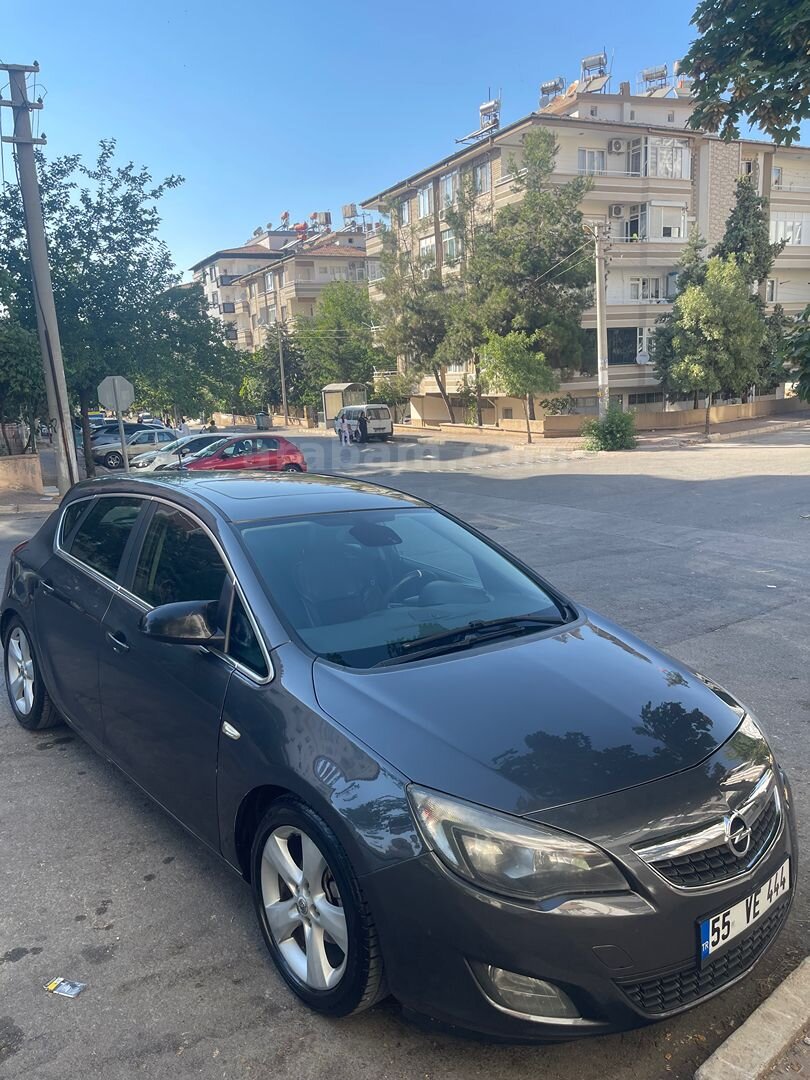Sahibinden Opel Astra 1.3 CDTI ecoFLEX Sport 2011 Model Gaziantep 274.000 km Gri 2