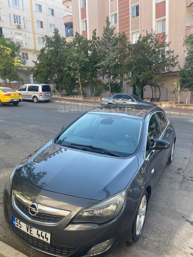 Sahibinden Opel Astra 1.3 CDTI ecoFLEX Sport 2011 Model Gaziantep 274.000 km Gri 4