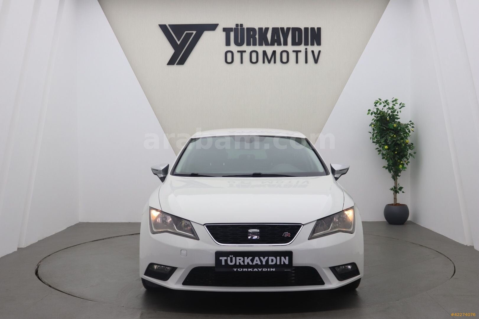 Galeriden Seat Leon 1.2 TSI Style 2014 Model Sakarya 302.000 km Beyaz 3
