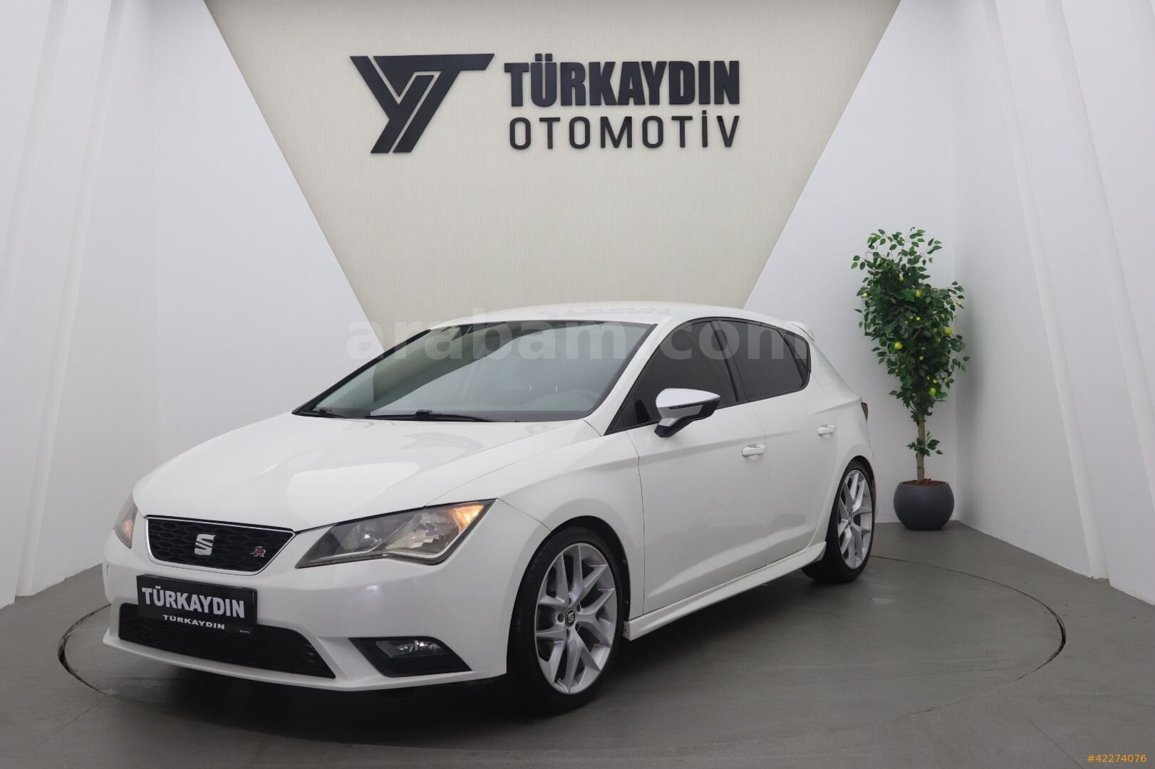 Galeriden Seat Leon 1.2 TSI Style 2014 Model Sakarya 302.000 km Beyaz 2