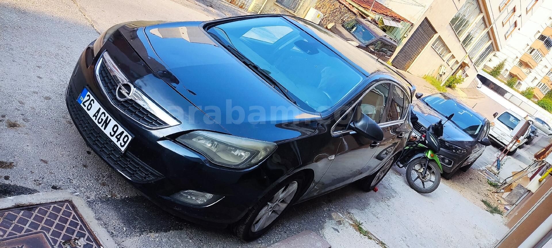 Sahibinden Opel Astra 1.6 Sport 2010 Model Eskişehir 236.000 km Siyah 3