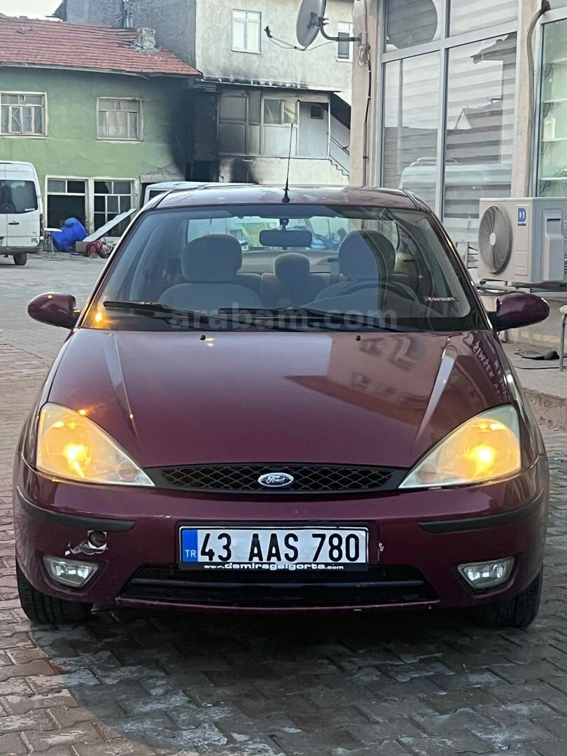 Galeriden Ford Focus 1.6 Ghia 2004 Model Kütahya 300.000 km Bordo 1
