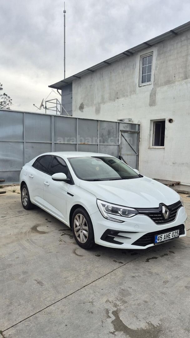 Sahibinden Renault Megane 1.3 TCe Joy Comfort 2021 Model Muğla 29.500 km Beyaz 7