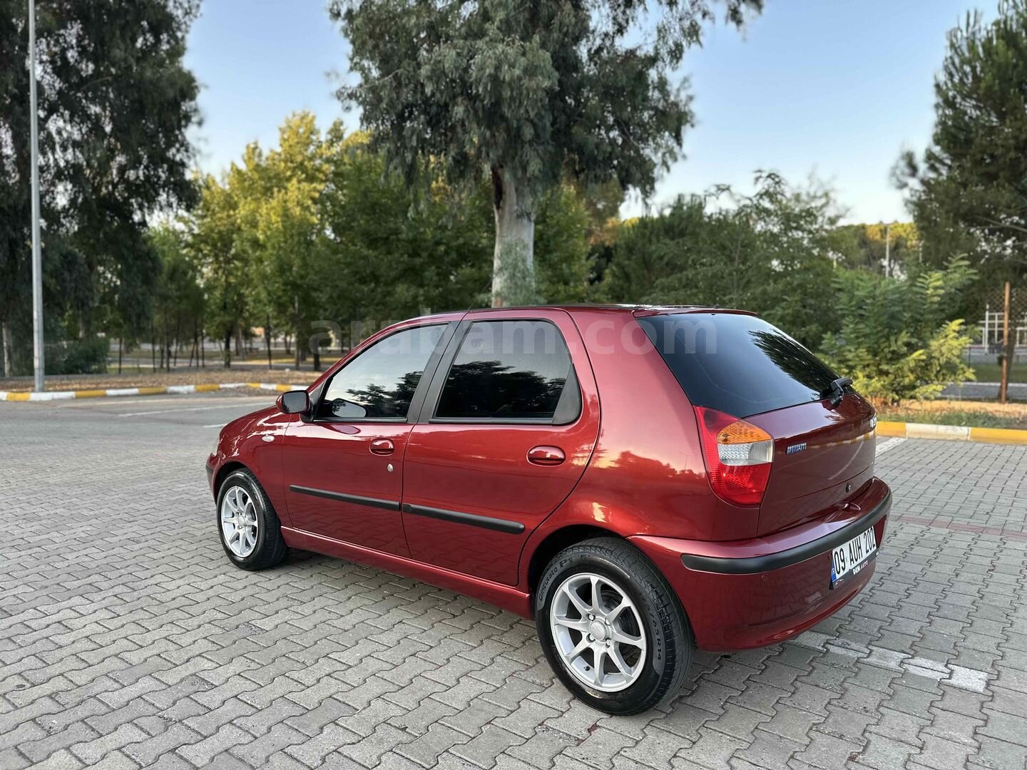 Galeriden Fiat Palio 1.2 EL 2004 Model Aydın 268.000 km Kırmızı 1