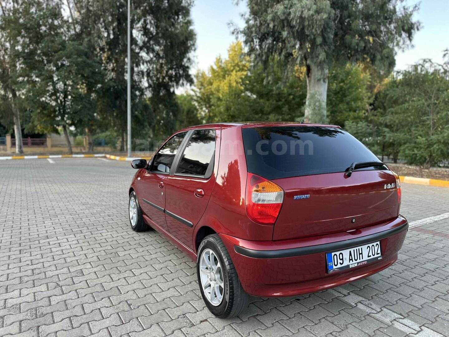 Galeriden Fiat Palio 1.2 EL 2004 Model Aydın 268.000 km Kırmızı 5
