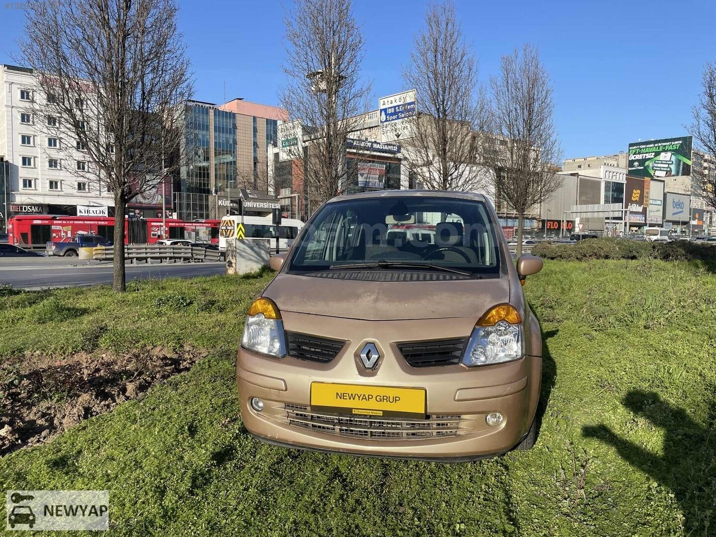 Galeriden Renault Modus 1.6 Dynamique 2006 Model İstanbul 217.000 km Şampanya 2