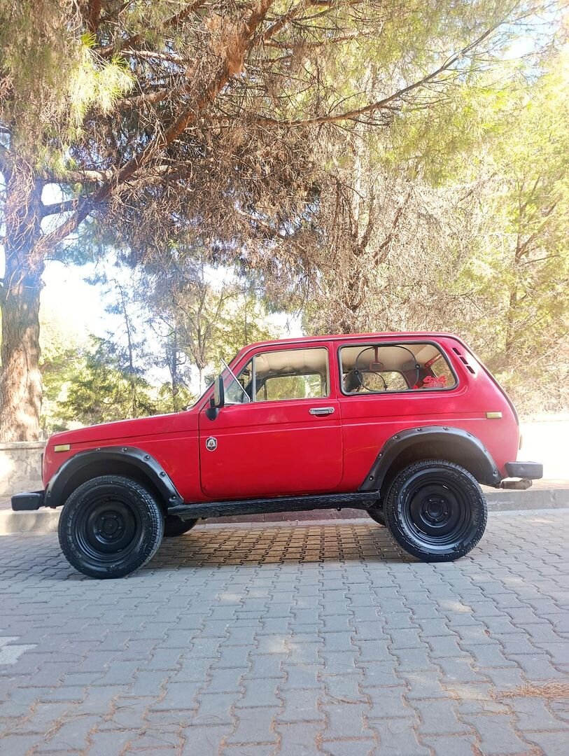 Galeriden Lada Niva 1.6 1988 Model Manisa 1