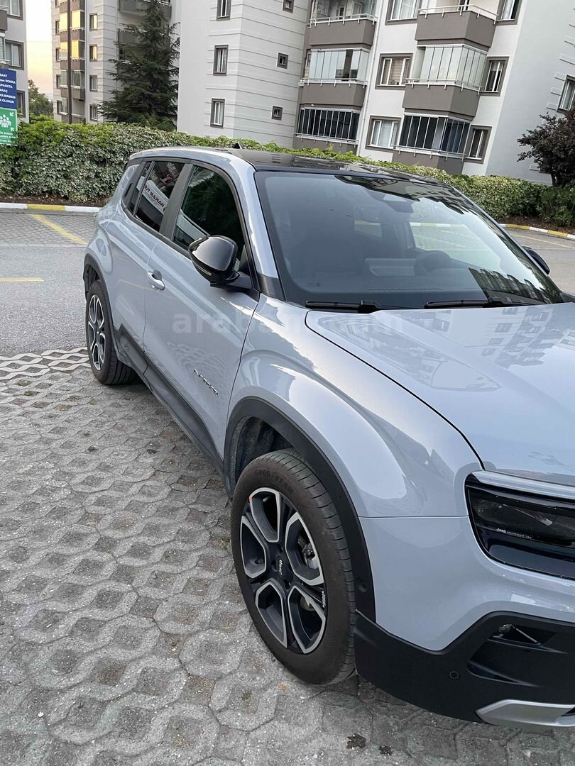 Sahibinden Jeep Avenger Electric Summit 2025 Model Bursa 6.001 km Gri 2