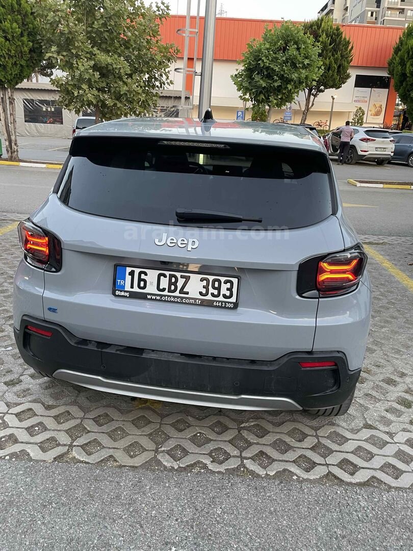 Sahibinden Jeep Avenger Electric Summit 2025 Model Bursa 6.001 km Gri 5