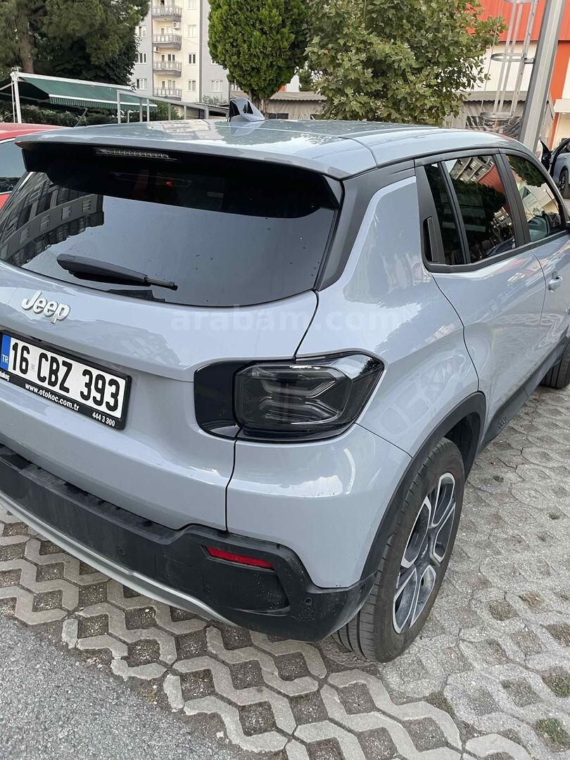 Sahibinden Jeep Avenger Electric Summit 2025 Model Bursa 6.001 km Gri 4