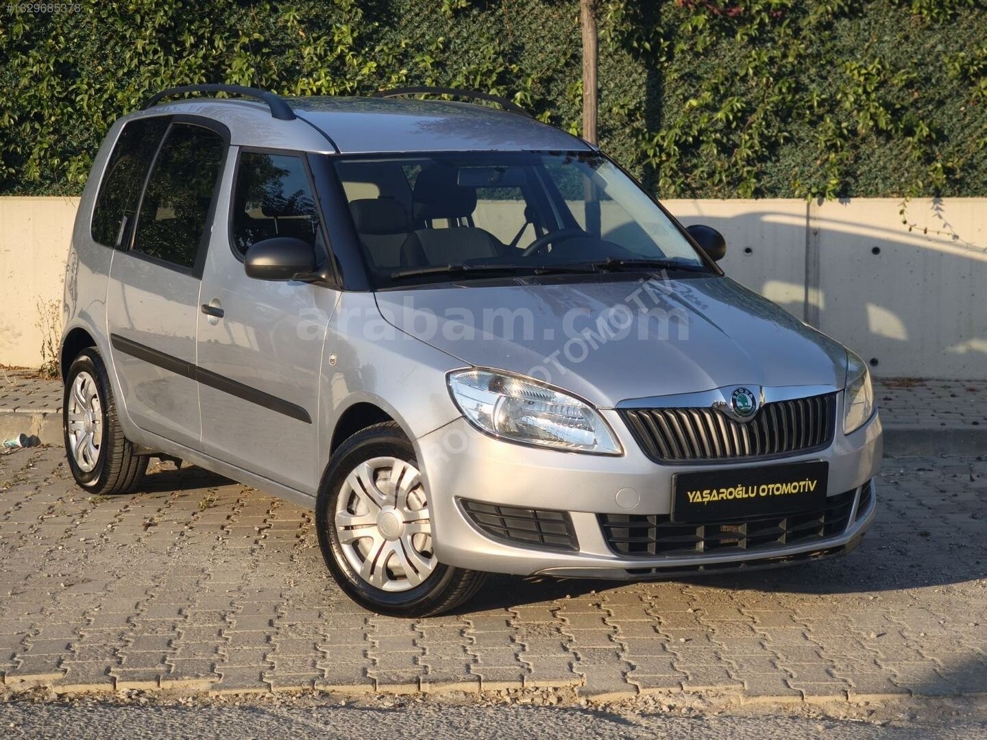 Galeriden Skoda Roomster 1.2 Active 2012 Model İzmir 204.000 km Gri 1