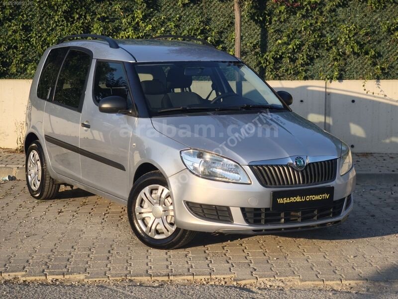 Galeriden Skoda Roomster 1.2 Active 2012 Model İzmir 204.000 km Gri