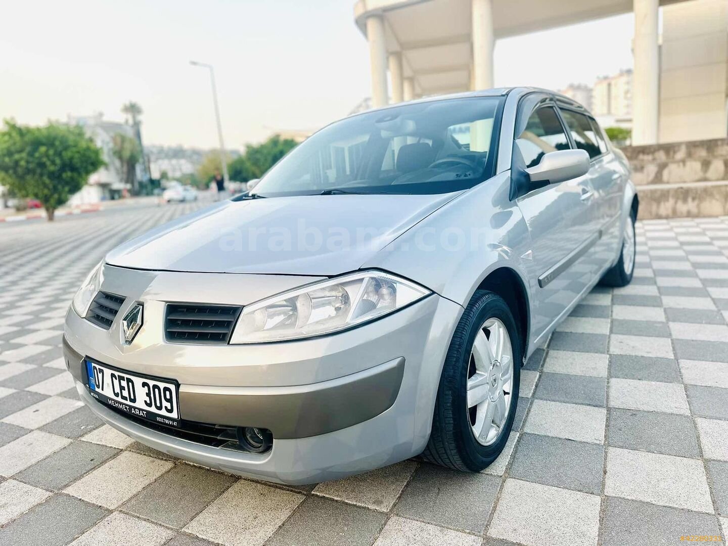 Galeriden Renault Megane 1.5 dCi Dynamique 2005 Model Antalya 317.000 km Bej 1