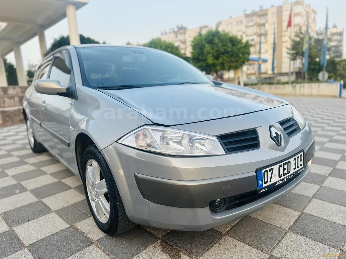 Galeriden Renault Megane 1.5 dCi Dynamique 2005 Model Antalya 317.000 km Bej 2