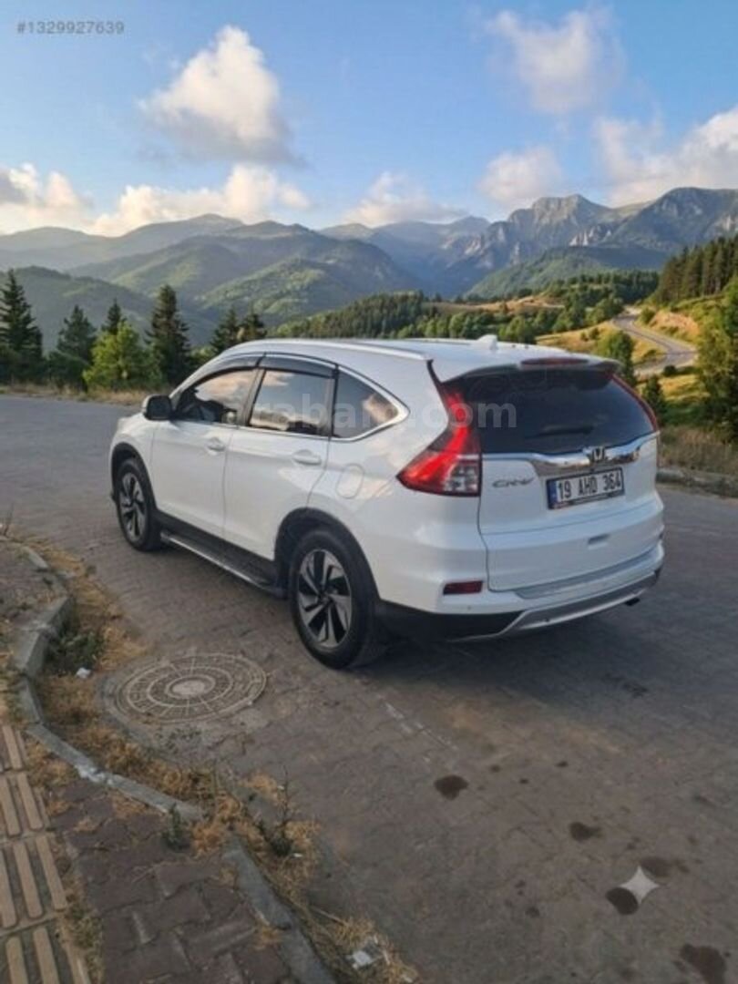 Galeriden Honda CR-V 1.6 i-DTEC Executive 2015 Model Çorum 167.000 km Beyaz 6