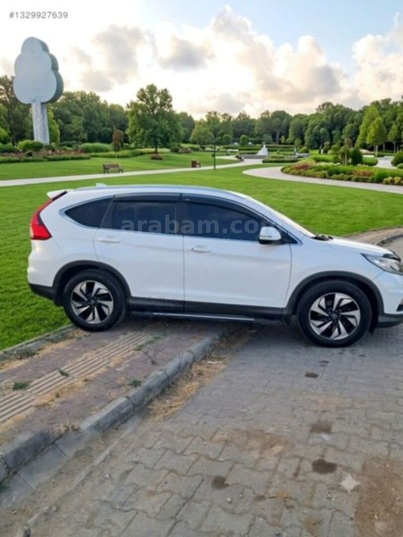 Galeriden Honda CR-V 1.6 i-DTEC Executive 2015 Model Çorum 167.000 km Beyaz 4
