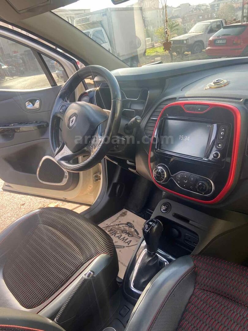 Sahibinden Renault Captur 1.5 dCi Outdoor 2015 Model İstanbul 183.000 km Beyaz 7