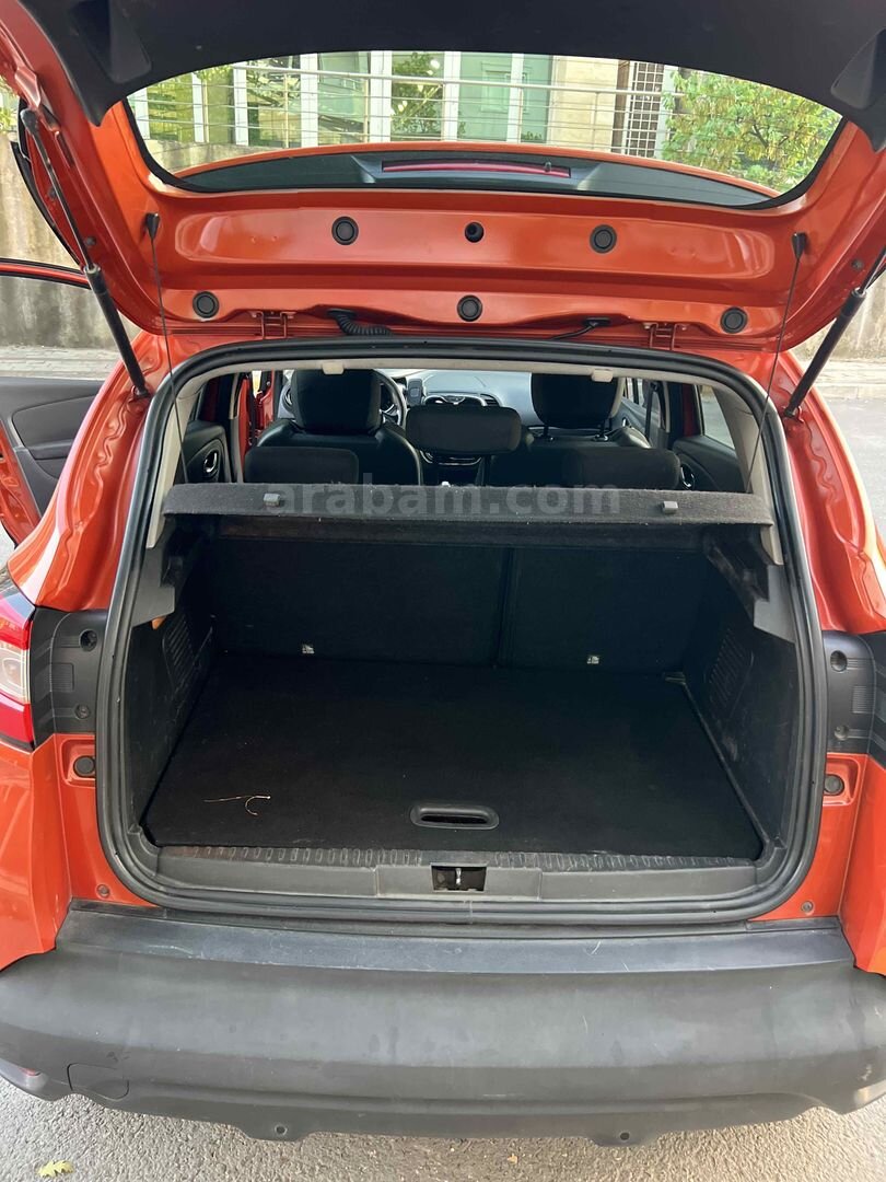 Sahibinden Renault Captur 1.5 dCi Icon 2014 Model İstanbul 198.000 km Turuncu 4