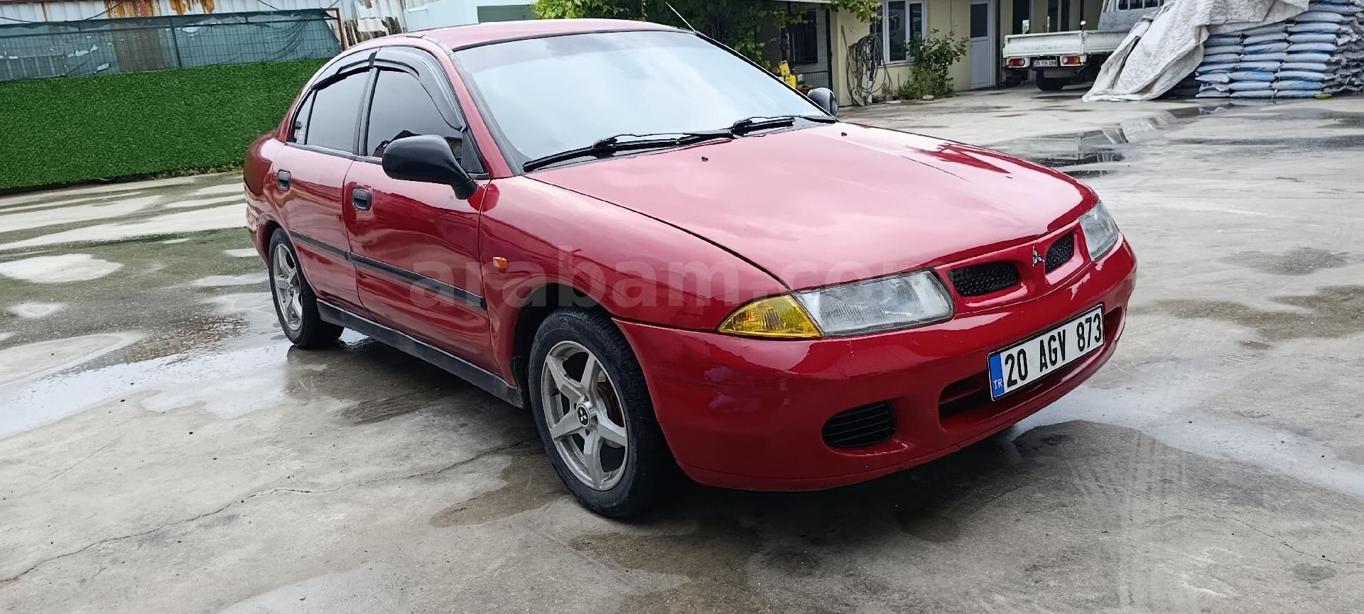Sahibinden Mitsubishi Carisma 1.6 GLX 1999 Model Manisa 370.000 km Kırmızı 3