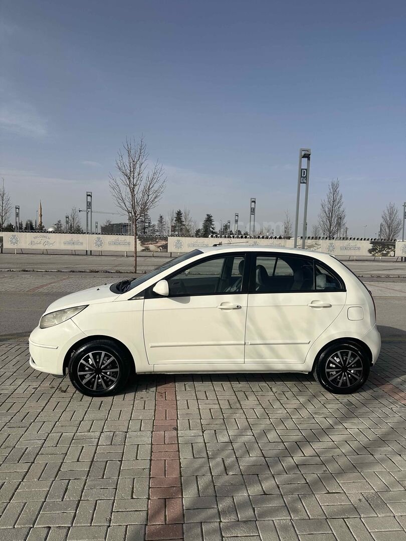 Sahibinden Tata Vista 1.3 TDI Quadrojet 2014 Model Konya 132.000 km Beyaz 3