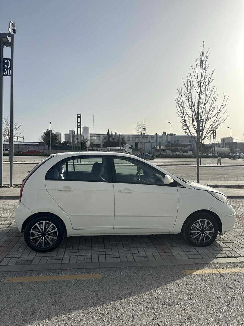 Sahibinden Tata Vista 1.3 TDI Quadrojet 2014 Model Konya 132.000 km Beyaz 7