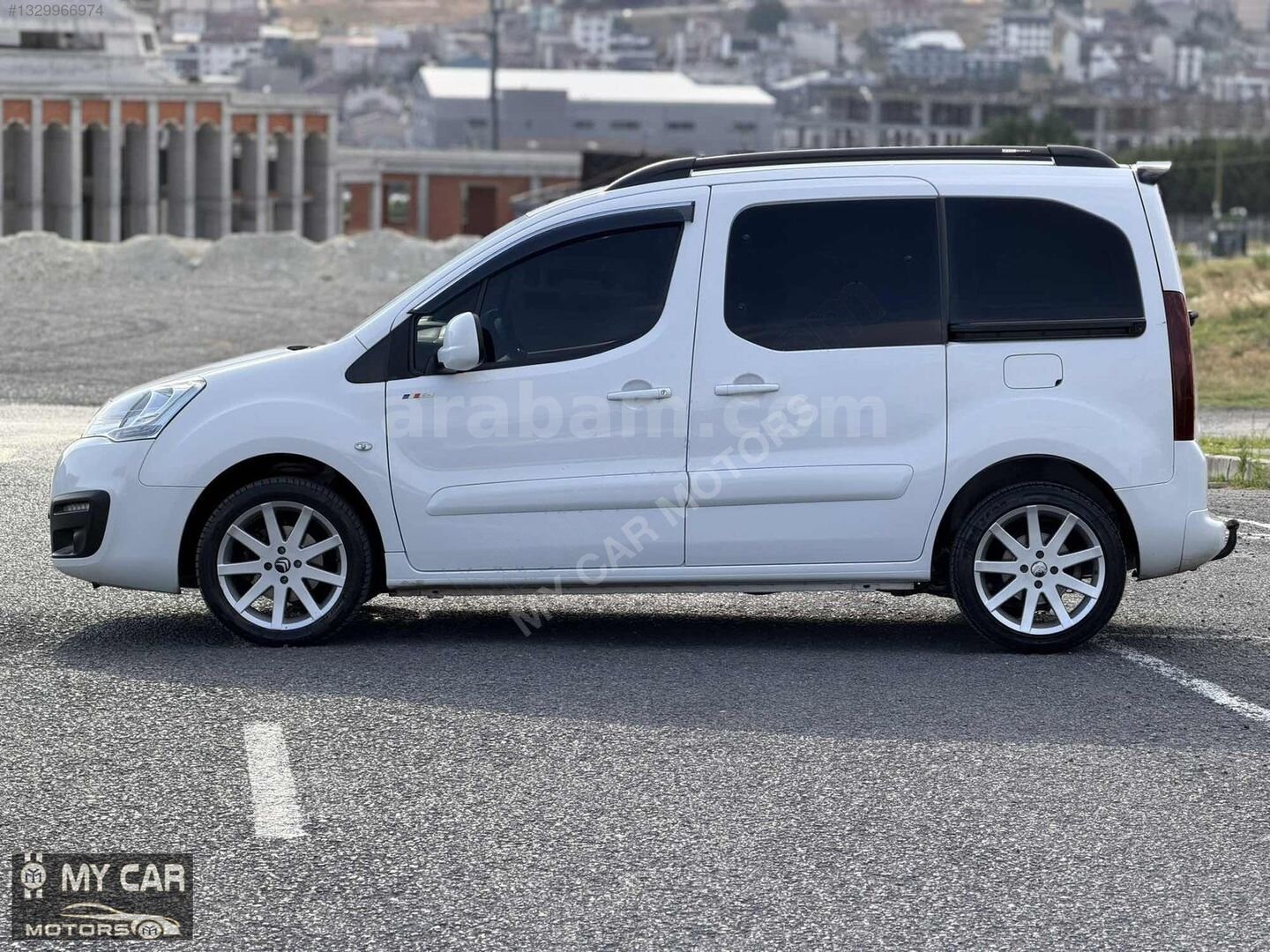 Galeriden Citroen Berlingo 1.6 BlueHDI 2018 Model İstanbul 125.000 km Beyaz 3